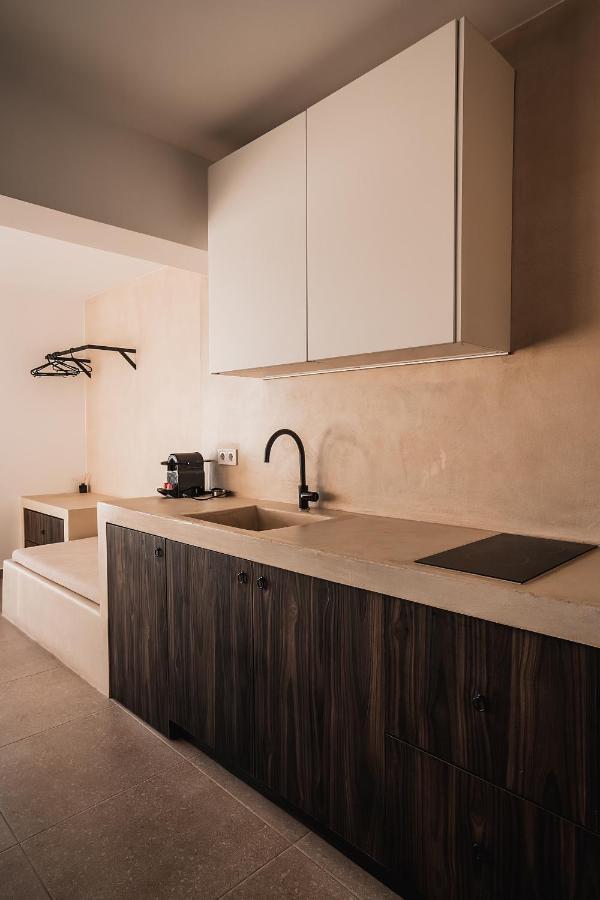 אתונה Suites With Magical View & Jacuzzi מראה חיצוני תמונה